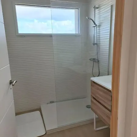 Maison Moderne Et Lumineuse A 5 Minutes A Pied Des Plages