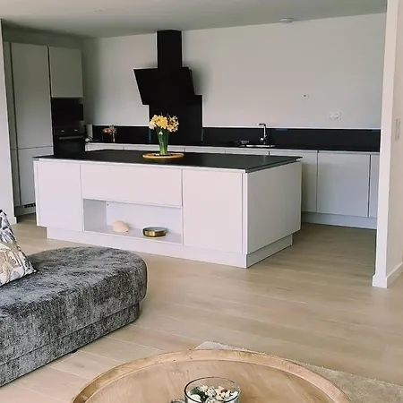 Maison Moderne Et Lumineuse A 5 Minutes A Pied Des Plages *